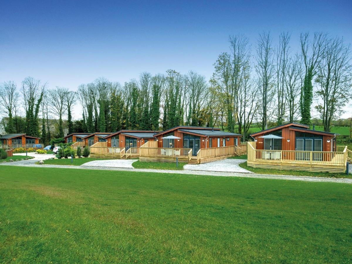 Robin Lodge Скиптън Екстериор снимка