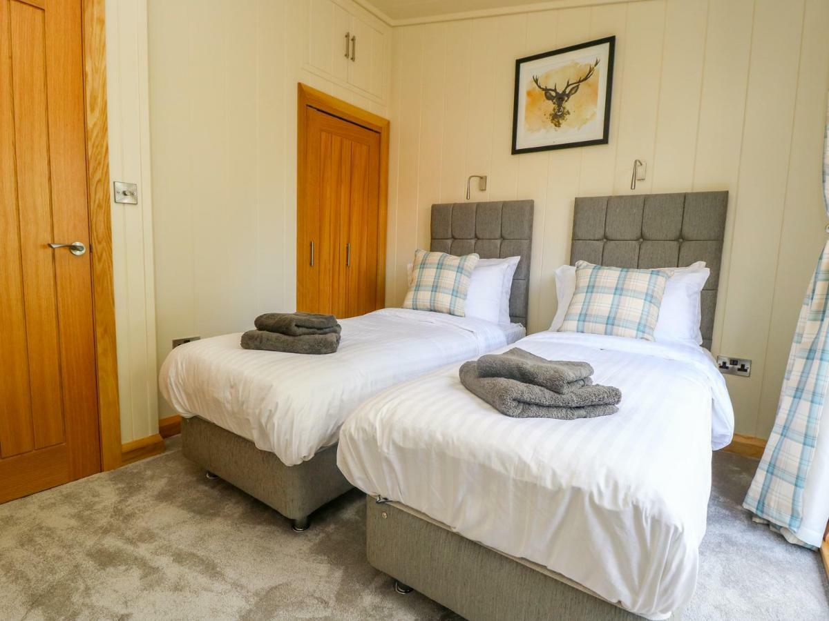 Robin Lodge Скиптън Екстериор снимка
